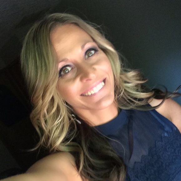 Meet your Posher, Chassidy - Picture 1 of 1